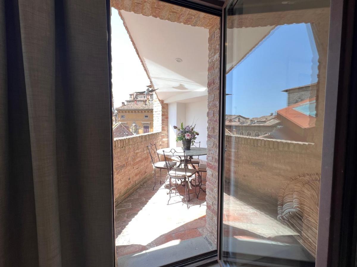 Il Terrazzo Di Tolomei Сиена Экстерьер фото
