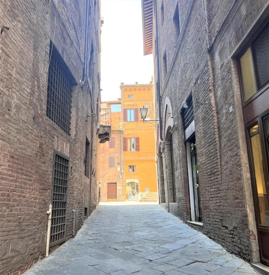 Il Terrazzo Di Tolomei Сиена Экстерьер фото